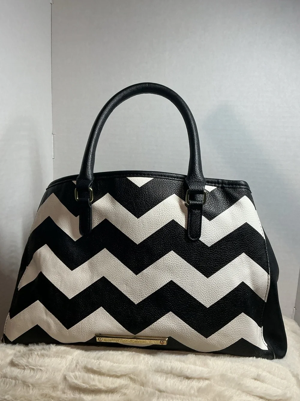 Betsey Johnson betsey johnson